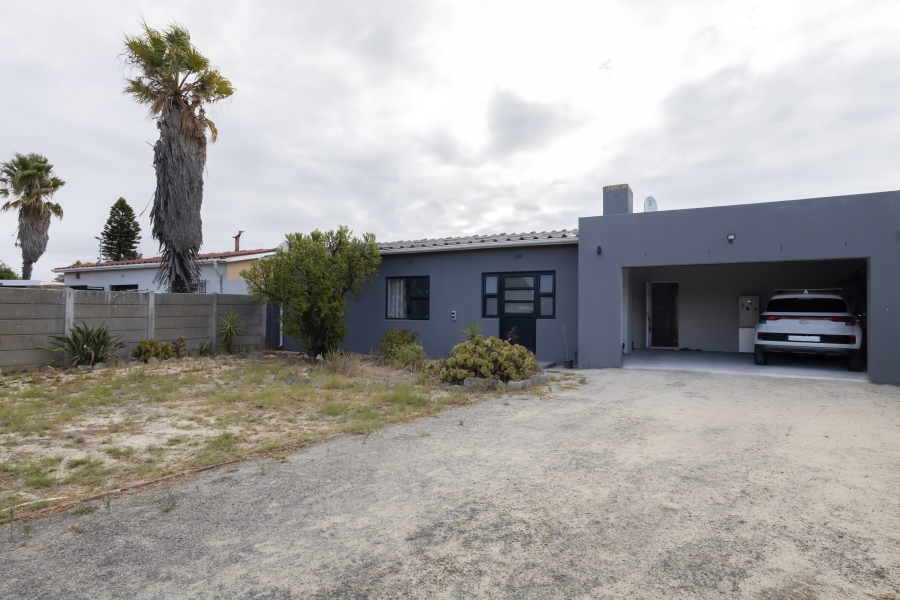 3 Bedroom Property for Sale in Sanddrift Western Cape